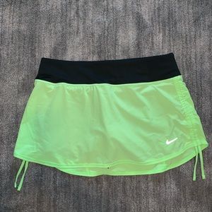 nike women’s skirt